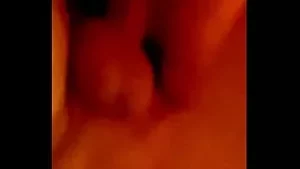 Roxy 和她狡猾的业余第一次双渗透 - 两个大鸡巴的硬而深的三人组 pov pov 慢动作