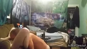 Une milf sexy passe du bon temps avec son homme