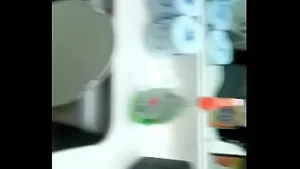 难怪我这个妓女可以让男人疯狂地吮吸橡胶