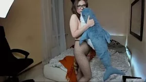 فتاة نيكو مع ذيل الرقص التعري ولطيف handjob