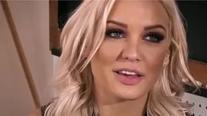 يا إلهي! أفضل صديق زوجة يمارس الجنس مع الشرج في المكتب! كينزي تايلور - فيلم كامل على freetaboo.net