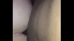 الفاسقة البيضاء ، بريتاني لوكس ، تحصل مارس الجنس الخام في الحمار وجمل أثناء التسول إلى الجوز