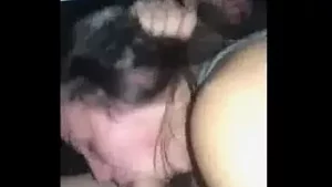 J'ai baisé une jolie adolescente en voiture et des chanceux nous regardent