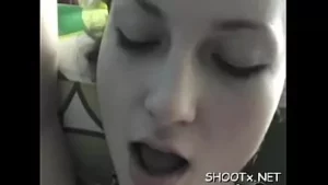 مارس الجنس امرأة سمراء الساخنة تانيا في كل يطرح