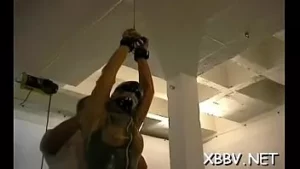 حبيبته الساحرة تحشو نانا جيدًا