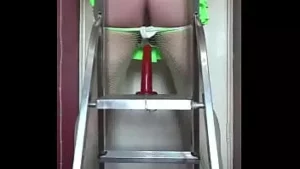 Crossdresser 想用屁股对嘴巴对待你的鸡巴