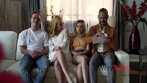 Alle Hände der Familie tauschen Maskerade - Aaliyah Love, Coco Lovelock