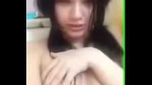 潜望镜上那个青少年的漂亮屁股