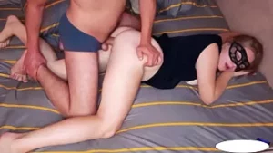 Fată busty muie pula și sex hardcore după masturbare păsărică jucărie sexuală