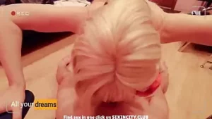 اللسان قذرة حتى cums فمي.