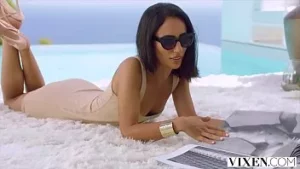 Vixen wunderschönes Model weiß was sie will und übernimmt die Kontrolle