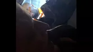 Eu a chamo de ana mae porque tudo o que ela faz é comer minha carne