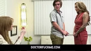 Doctorfuckme - büyük memeli üvey anne athena anderson, tyler cruise'u terapist dr. sonia harcourt yoğun mastürbasyon sorunu üzerinde çalışacak