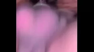 Kam so sehr in ihren Mund, nachdem sie die Muschi hart gefickt hatte