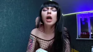 肛门荡妇 hinata hyuga 喜欢当那个大公鸡 creampies 她的屁股 - 角色扮演怪异的布吉火影忍者