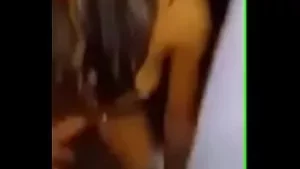 قضبان أكثر من اللازم بالنسبة لهذه الفتاة