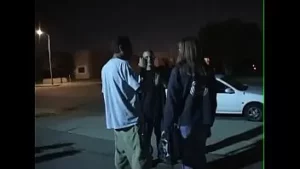 لطيف ومثير فاتنة أحمر الشعر يعطي رئيس لطيف في الهواء الطلق